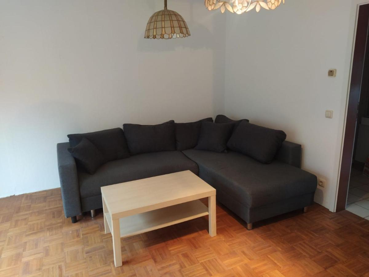 In Kadenbach, Schoene Ferienwohnung Im Ruhigen Zewnętrze zdjęcie