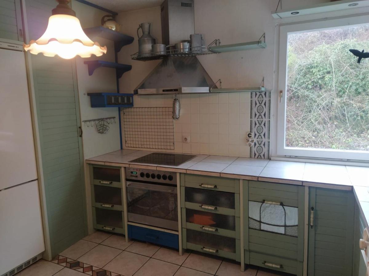 In Kadenbach, Schoene Ferienwohnung Im Ruhigen Zewnętrze zdjęcie