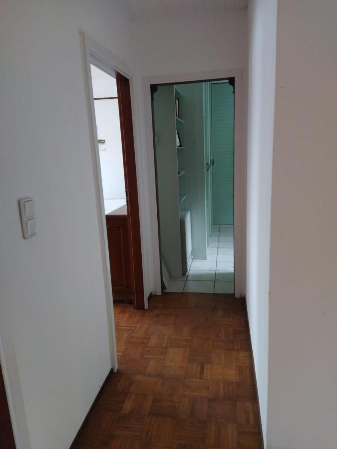 In Kadenbach, Schoene Ferienwohnung Im Ruhigen Zewnętrze zdjęcie