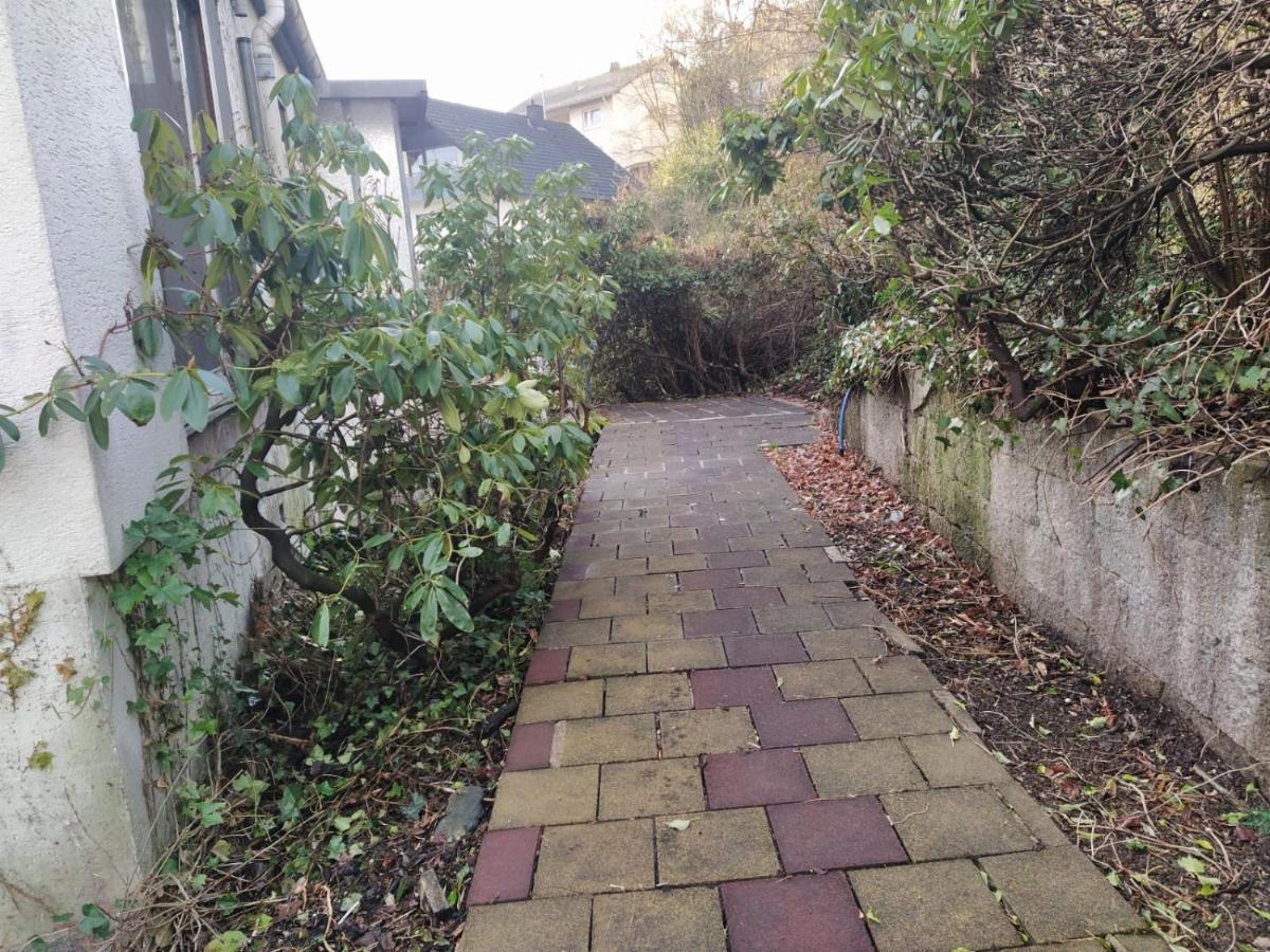 In Kadenbach, Schoene Ferienwohnung Im Ruhigen Zewnętrze zdjęcie